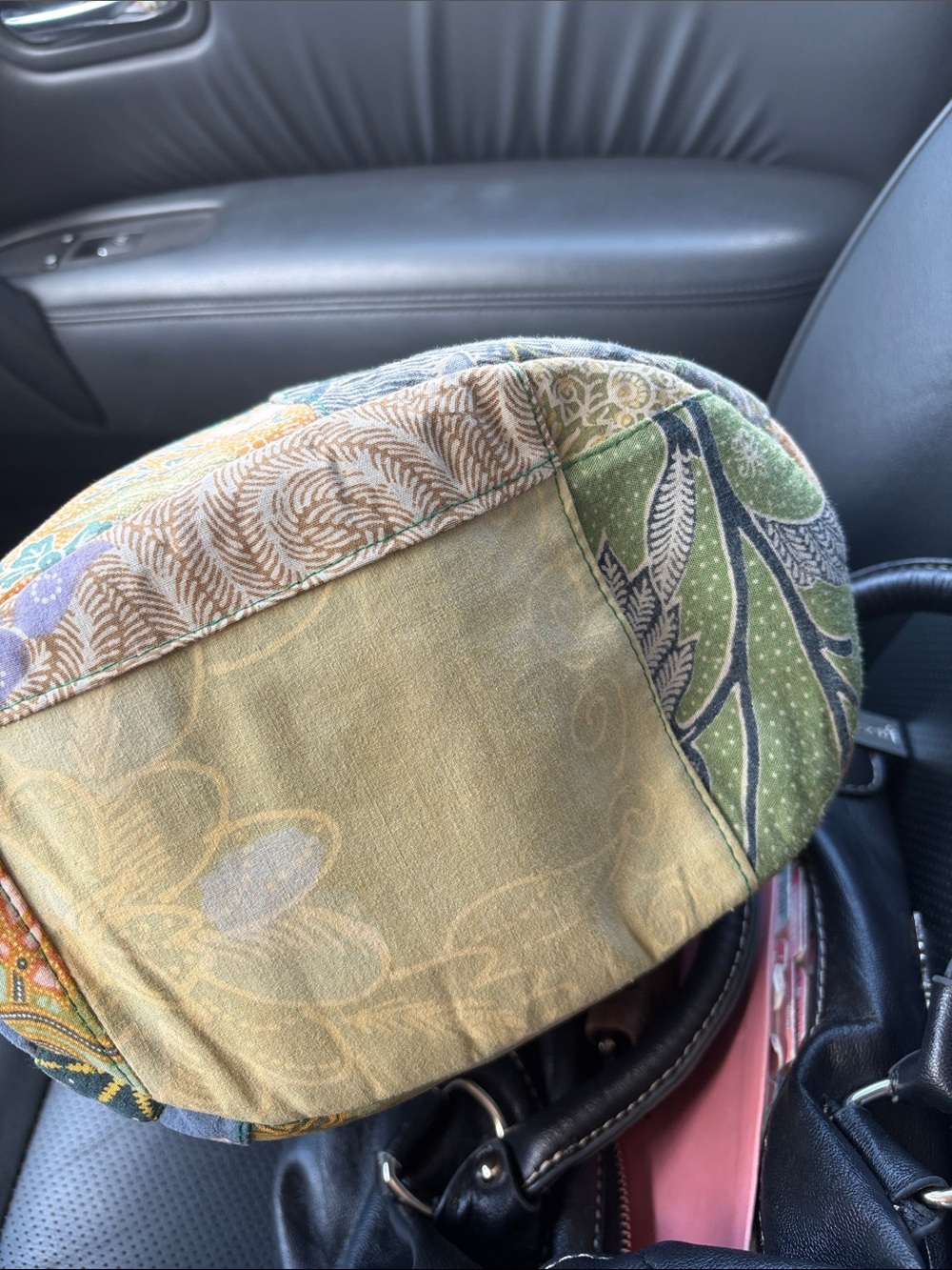 Patchwork Canvas Shoulder Bag in Multi-Color - Picture 3 of 6